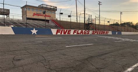 five flags speedway results.